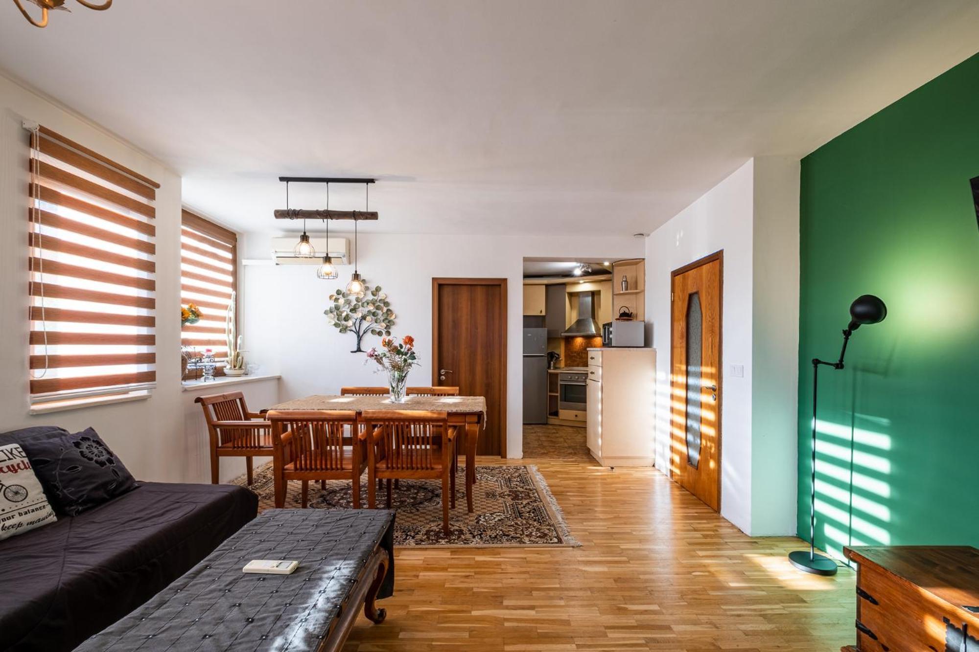 Roman Thermae 2Bdrm Sunny Apartment Varna Exteriör bild